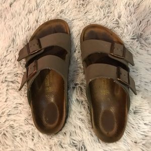 ✨Size 9 (ALMOST NEW) Customized Birkenstock’s ✨